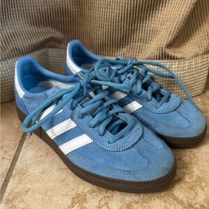 Adidas Girl’s Blue Spezial Sneakers